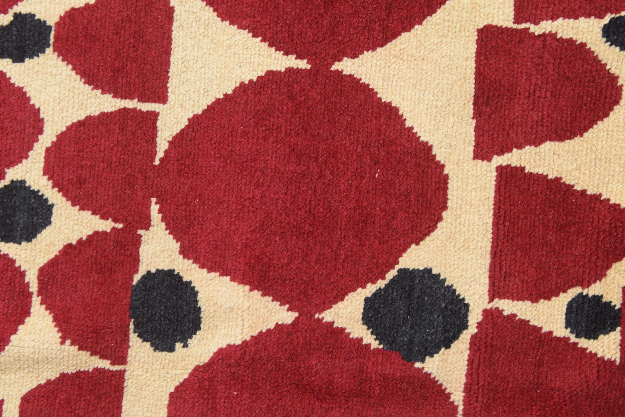 6' 4 x 10' Hand Knotted Darya Wool Rug