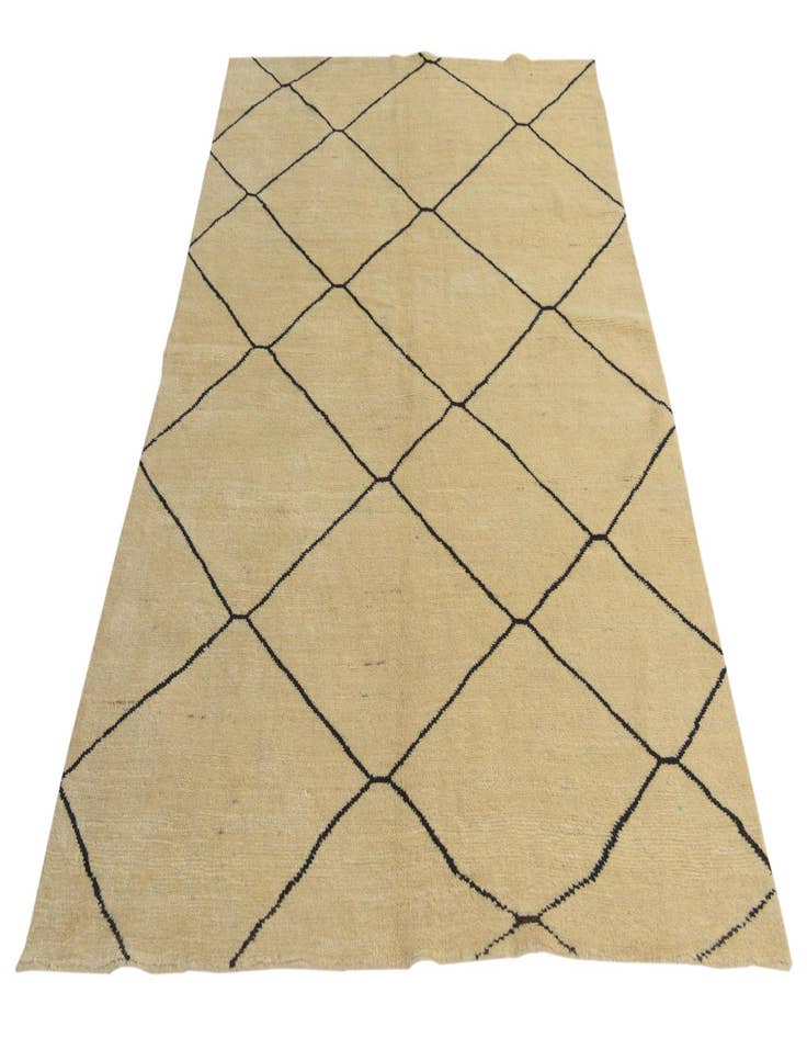 Detail image of 5' 6 x 8'  Hand Knotted Darya Wool Rug