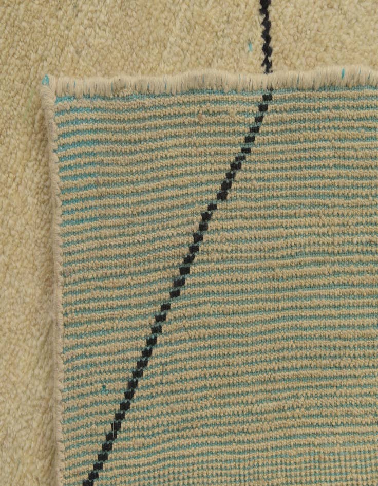 Detail image of 5' 6 x 8'  Hand Knotted Darya Wool Rug