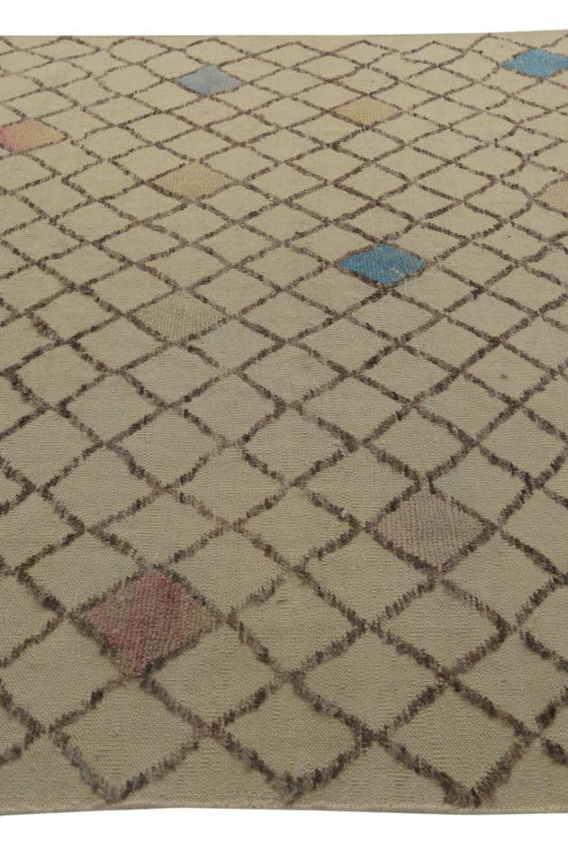 Detail image of 7' 8 x 10' Hand Knotted Darya Wool Rug