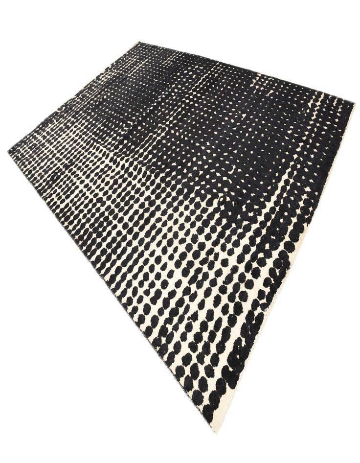 Detail image of 9' 10 x 14'  Hand Knotted Darya Wool Rug