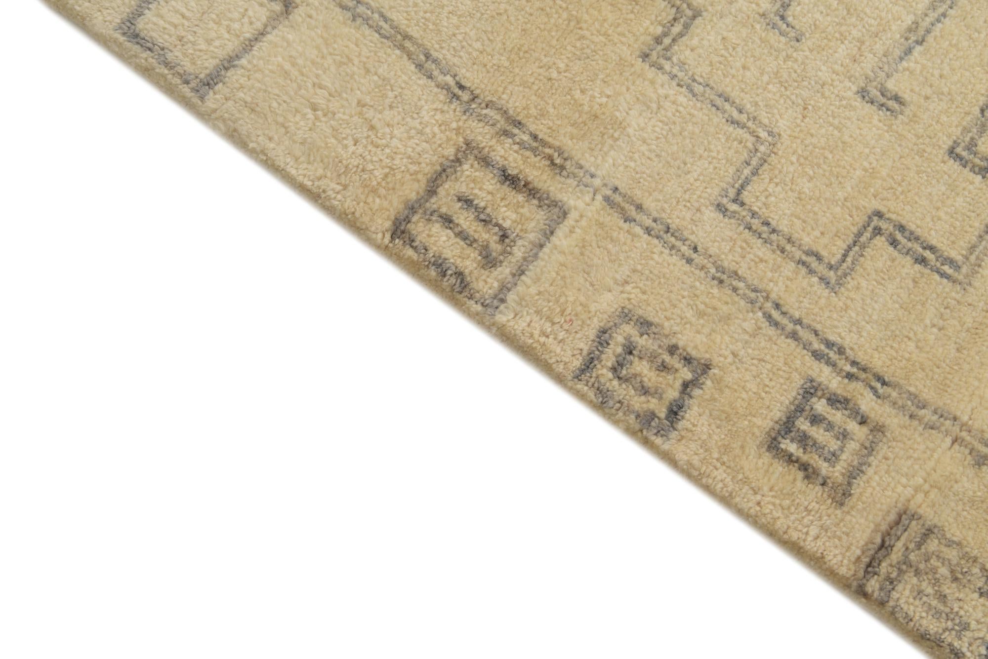 5' 5 x 8' Hand Knotted Darya Wool Rug
