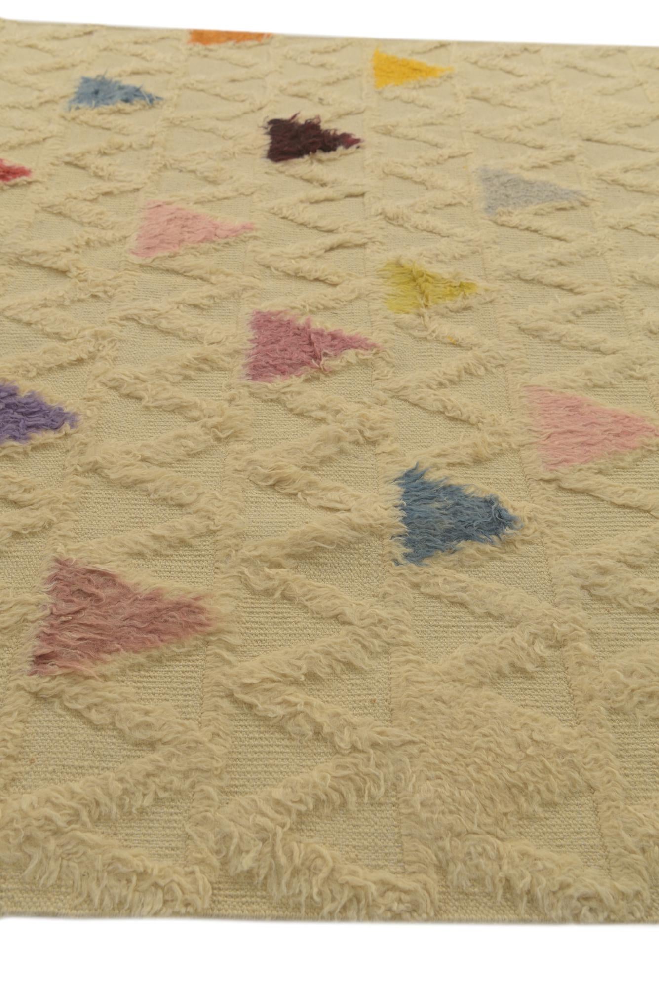 5' 8 x 8' 4 Hand Knotted Darya Wool Rug