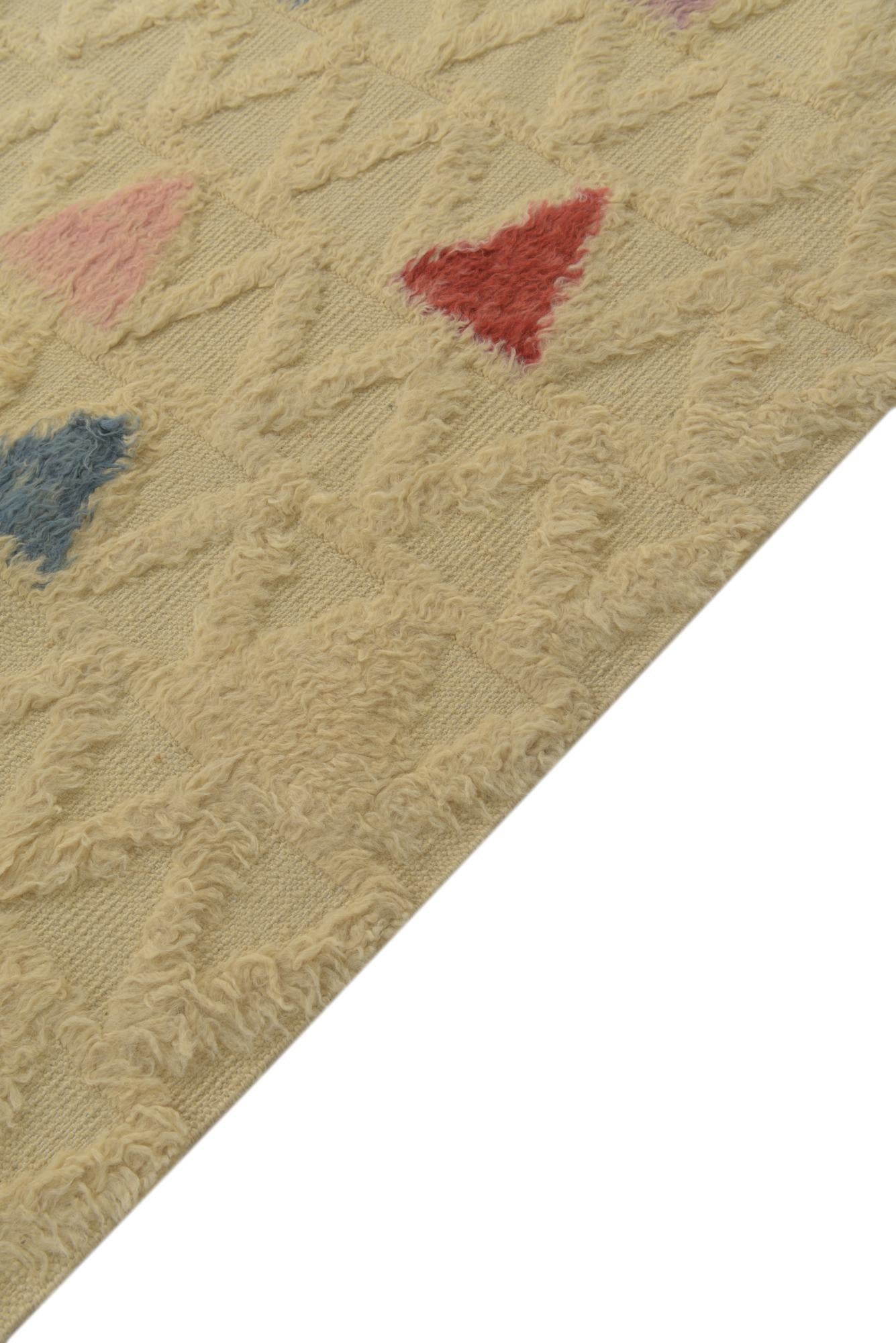 5' 8 x 8' 4 Hand Knotted Darya Wool Rug