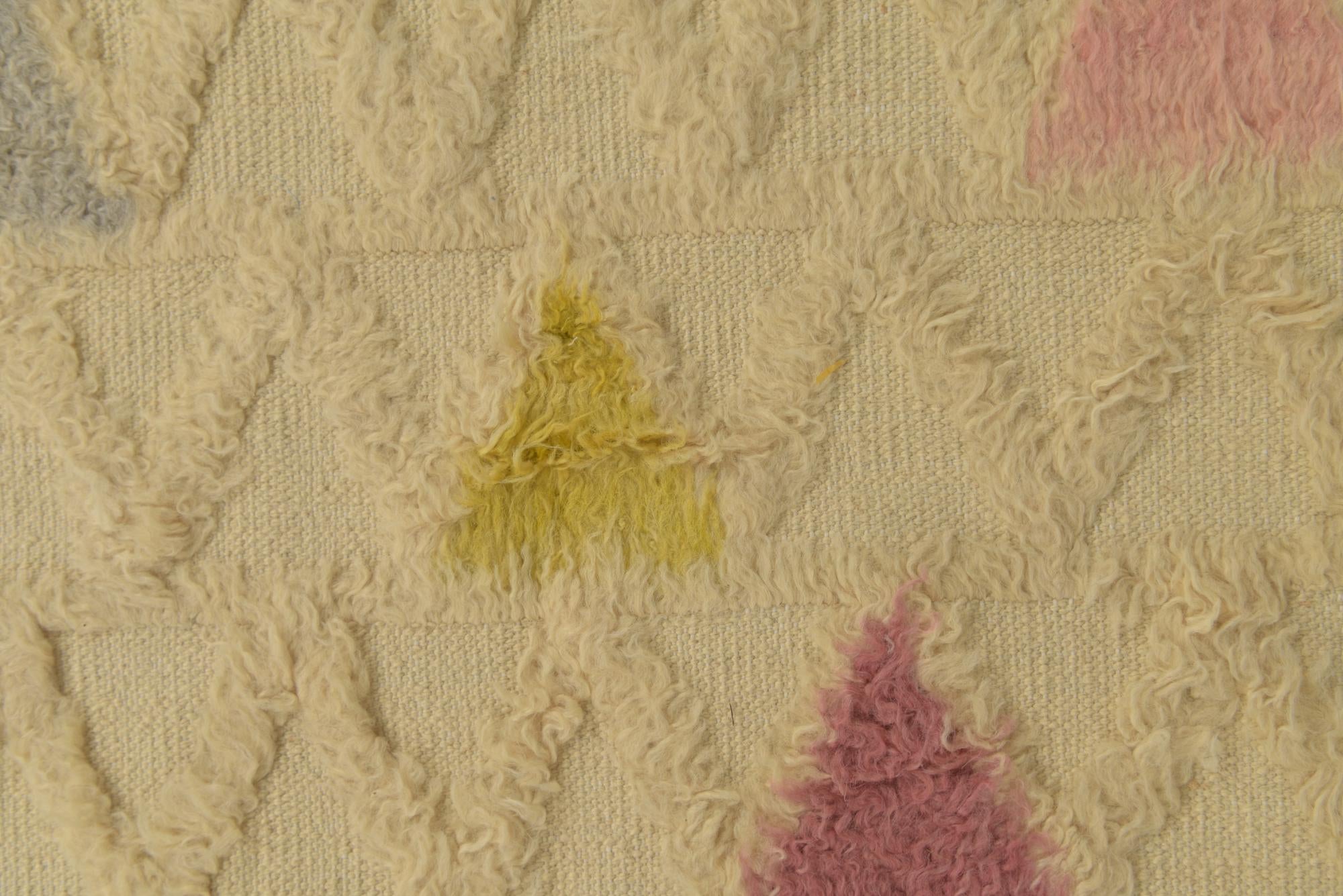 5' 8 x 8' 4 Hand Knotted Darya Wool Rug