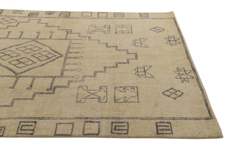 Detail image of 5' 8 x 7' 9 Hand Knotted Darya Wool Rug