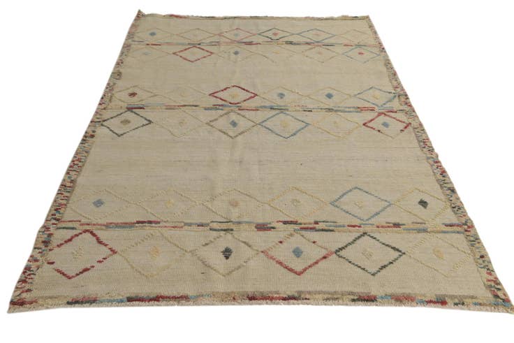 Detail image of 5' 7 x 8' 2 Hand Knotted Darya Wool Rug