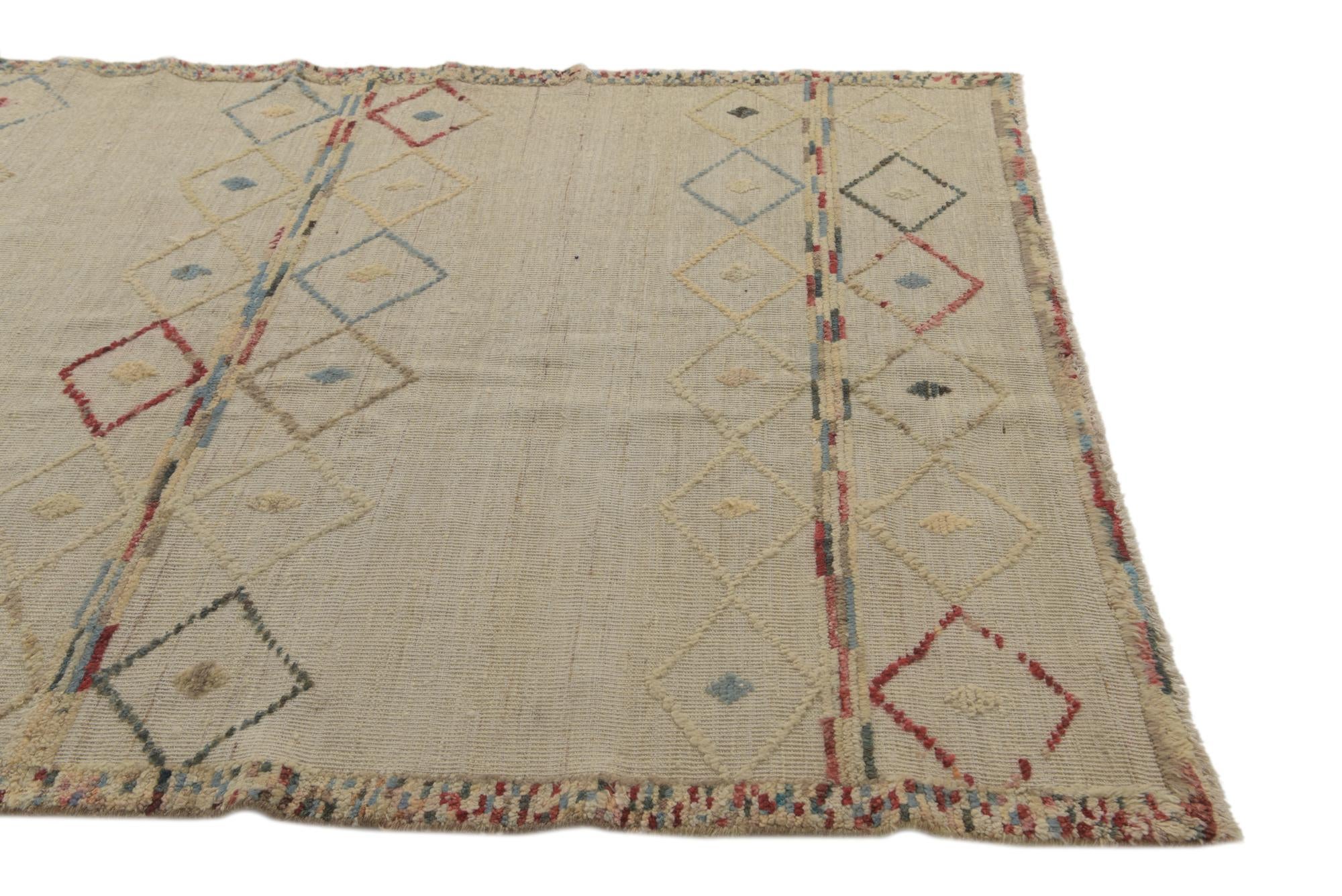 5' 7 x 8' 2 Hand Knotted Darya Wool Rug