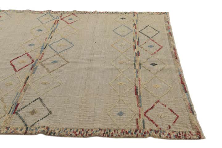 5' 7 x 8' 2 Hand Knotted Darya Wool Rug