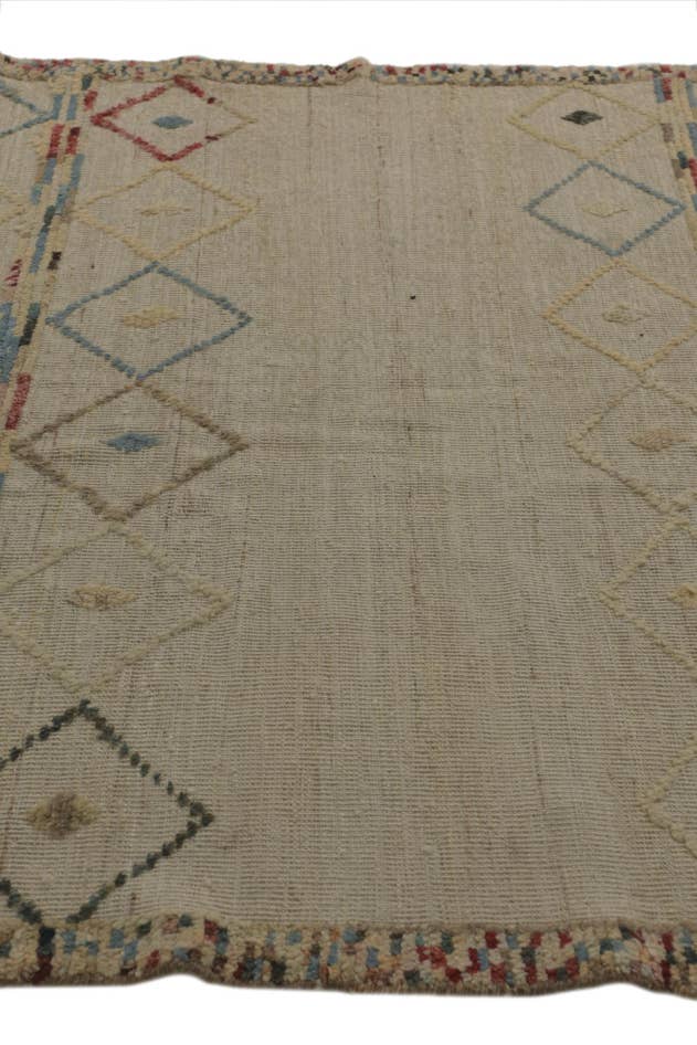 Detail image of 5' 7 x 8' 2 Hand Knotted Darya Wool Rug