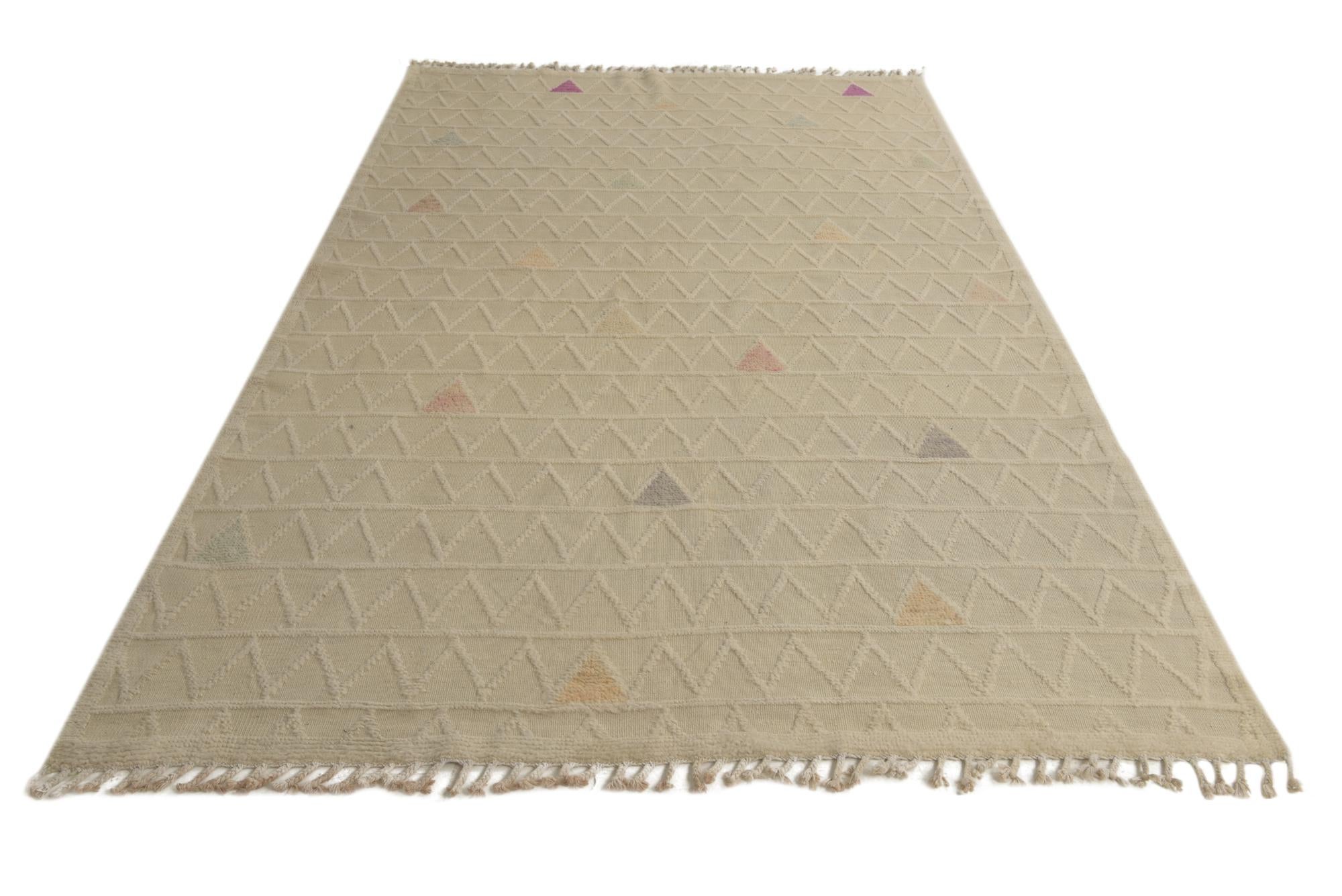 6' 1 x 9' 9 Hand Knotted Darya Wool Rug