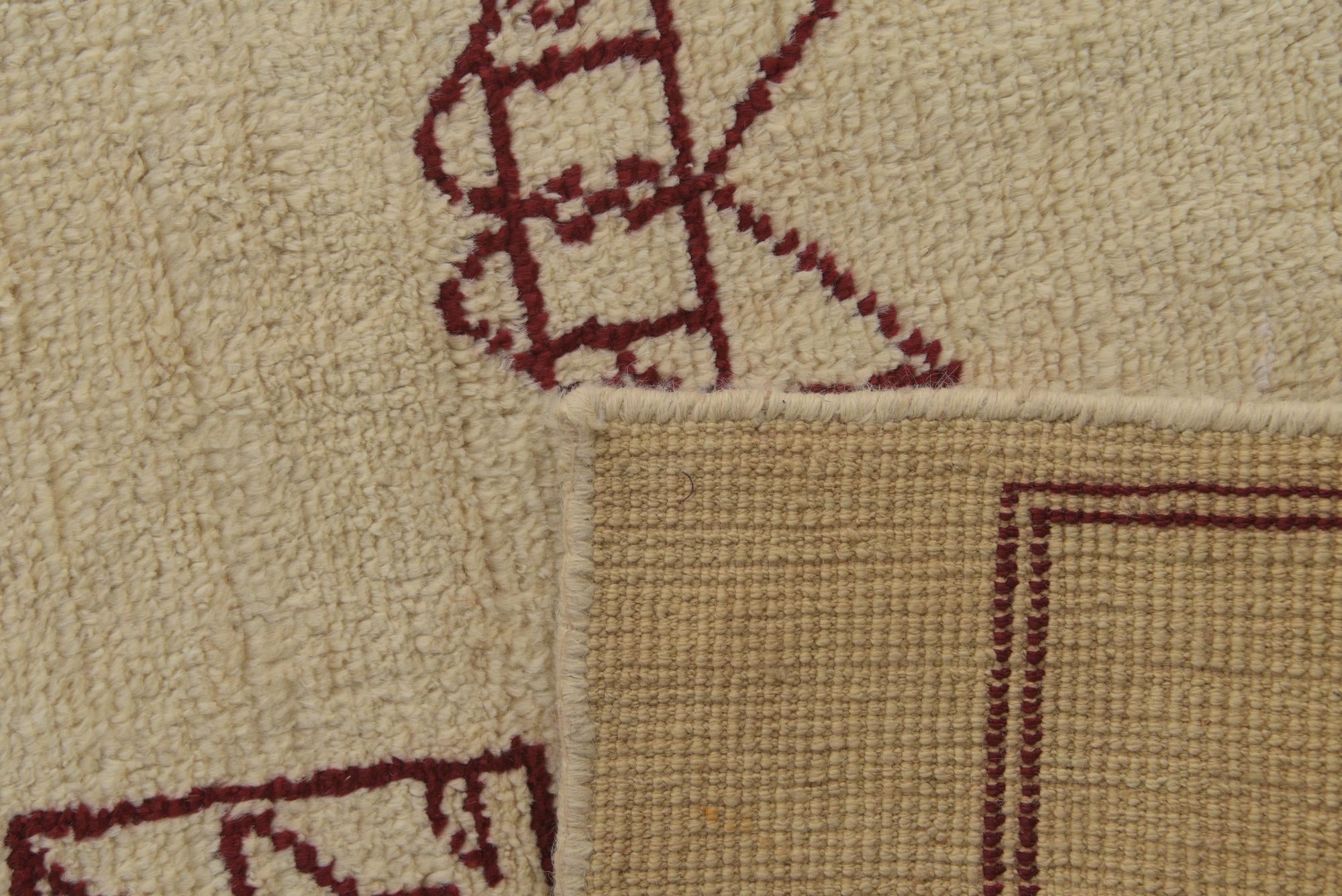 5' 4 x 8' 2 Hand Knotted Darya Wool Rug