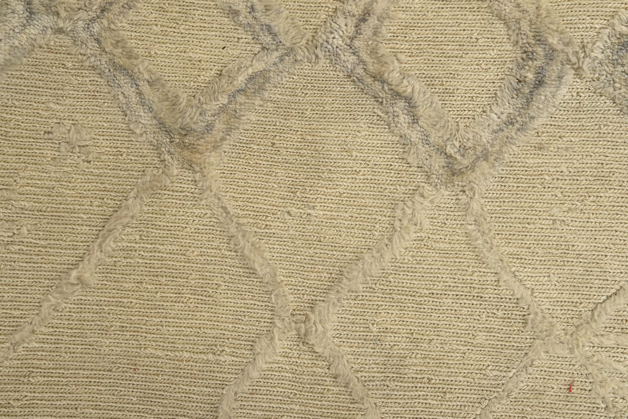 5' 8 x 8' Hand Knotted Darya Wool Rug