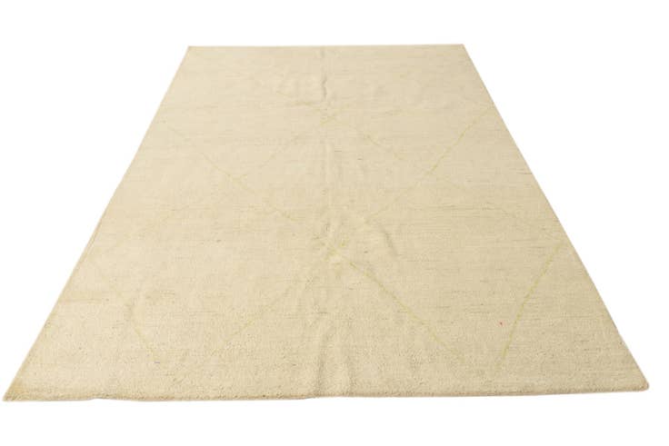 Detail image of 6' 4 x 9' 10 Hand Knotted Darya Wool Rug
