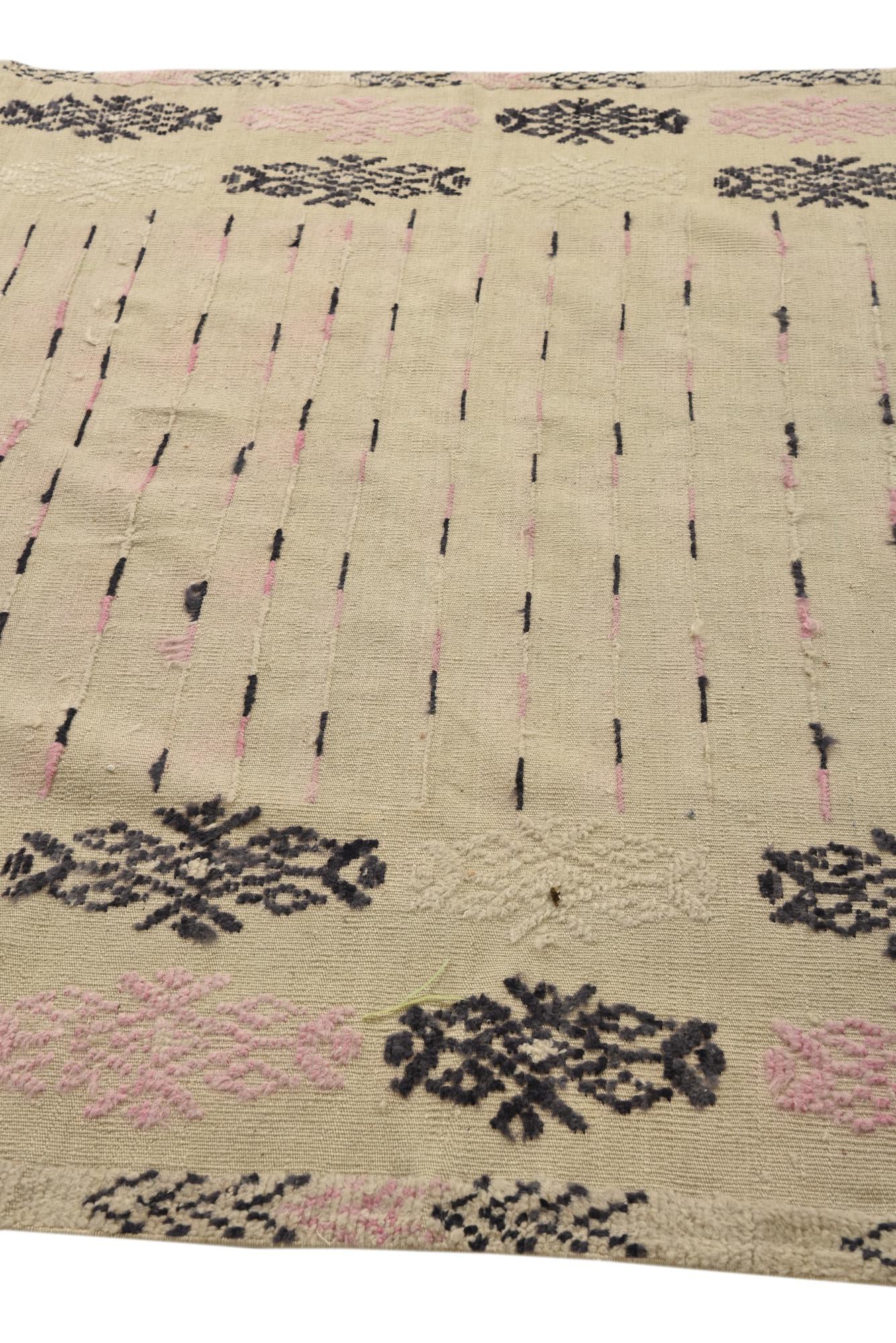 6' 4 x 10' 5 Hand Knotted Darya Wool Rug