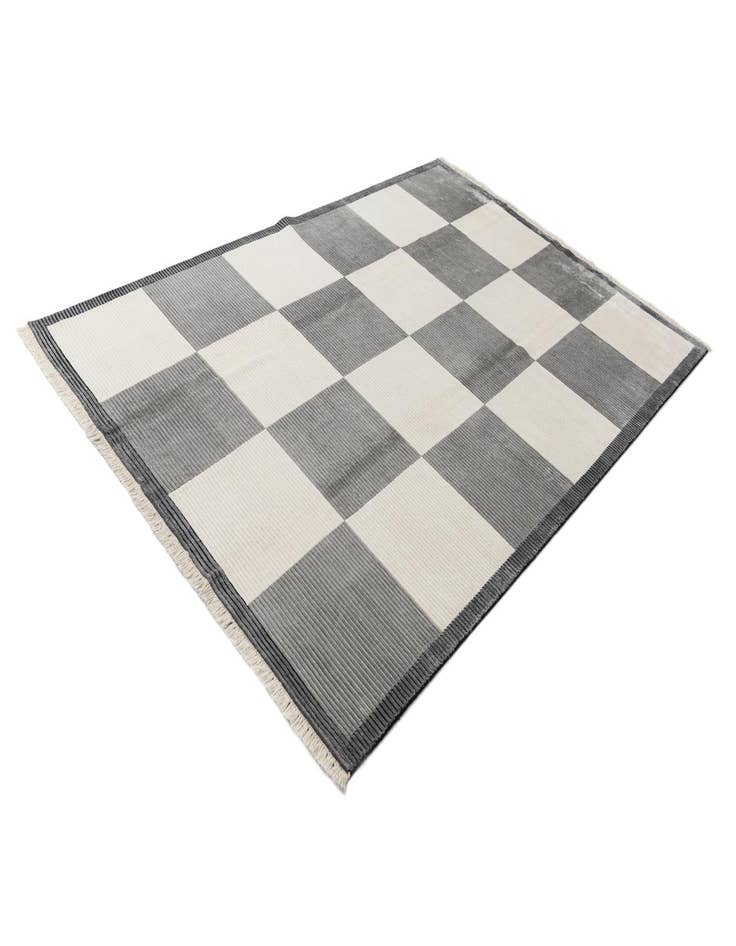 Detail image of 6' 5 x 9' 9  Hand Knotted Darya Wool Rug