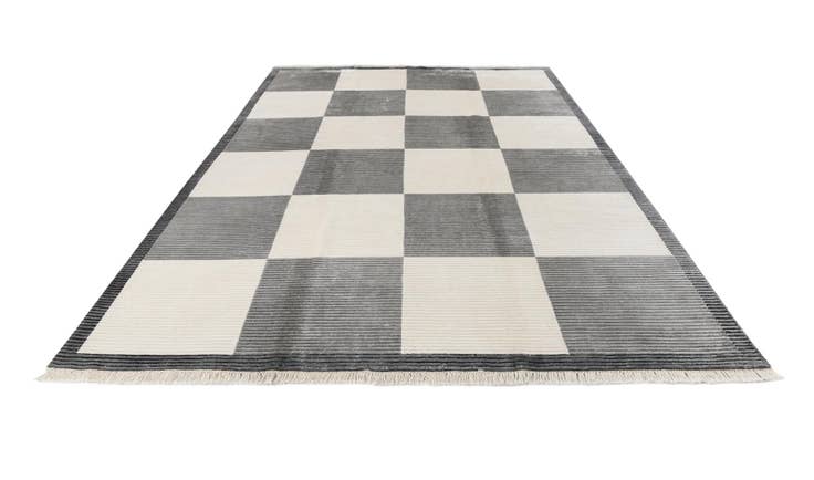 Detail image of 6' 5 x 9' 9 Hand Knotted Darya Wool Rug