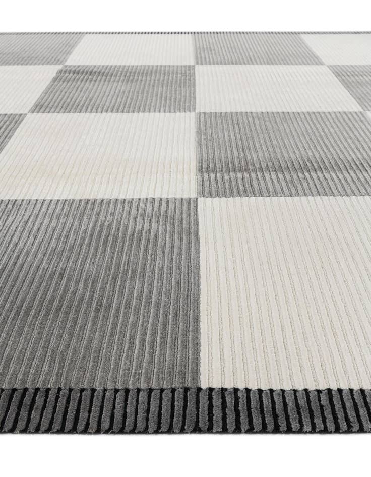 Detail image of 6' 5 x 9' 9  Hand Knotted Darya Wool Rug