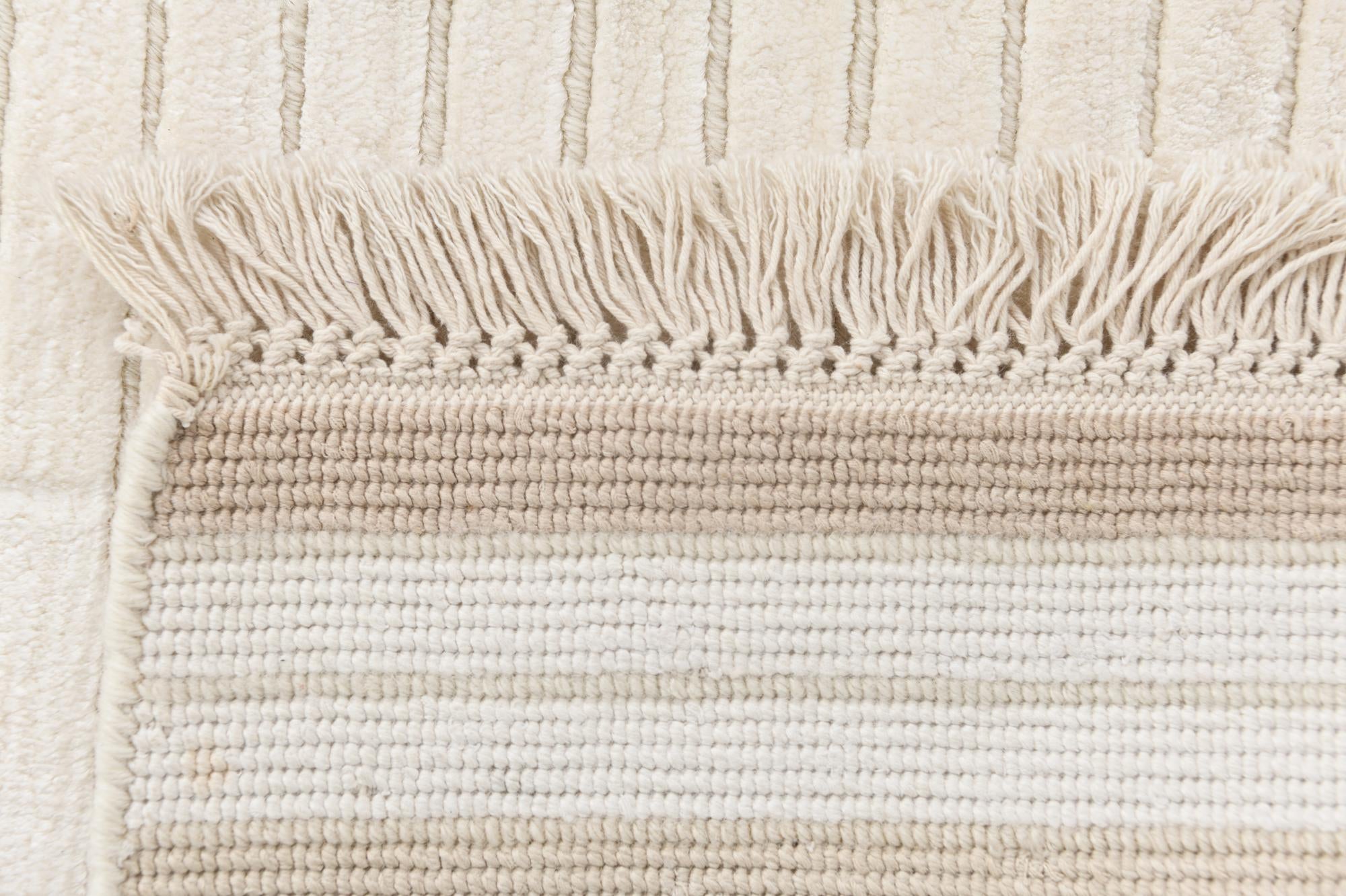 6' 5 x 9' 8 Hand Knotted Darya Wool Rug