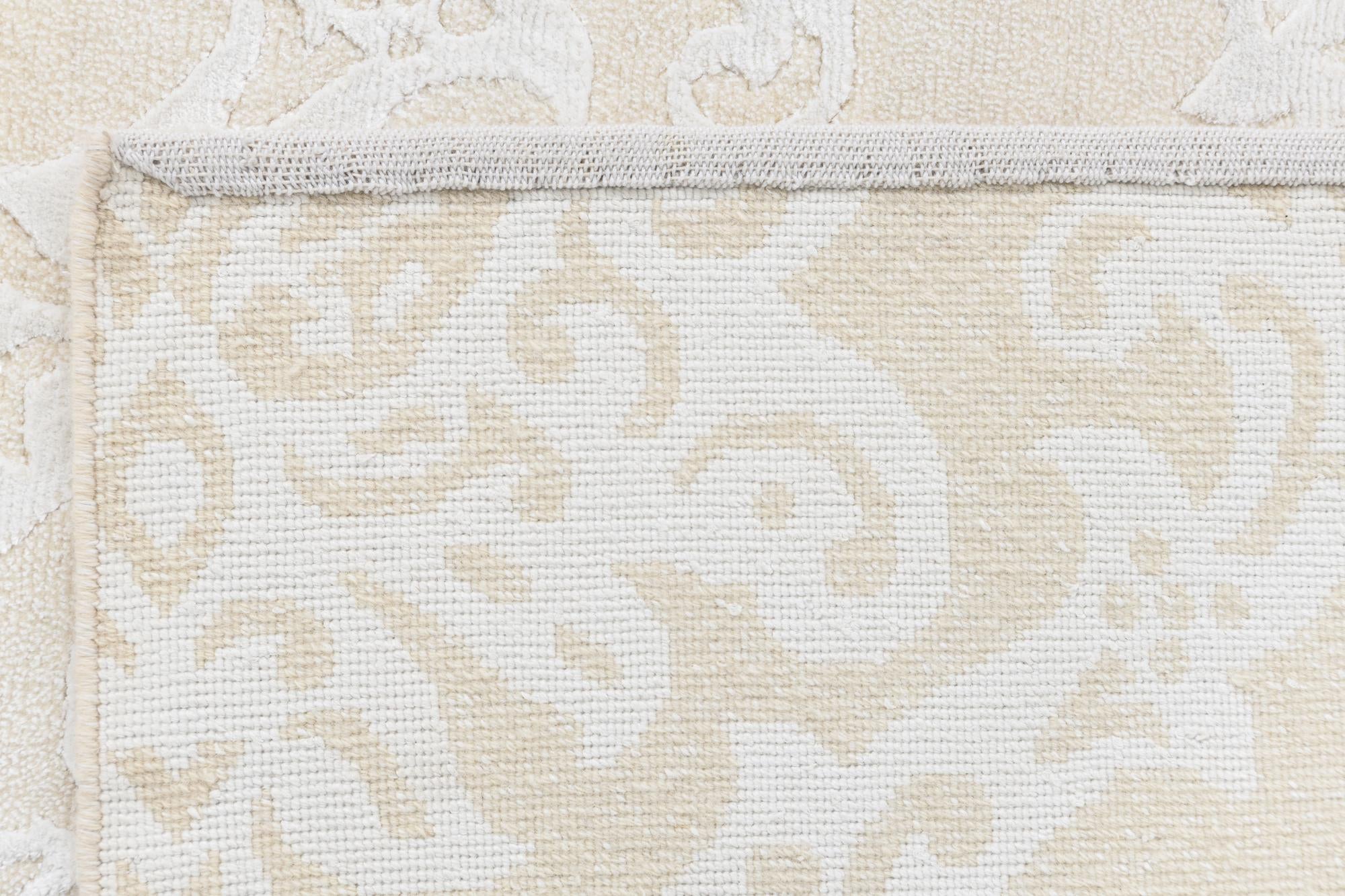 2' 11 x 4' 11 Hand Knotted Darya Wool Rug