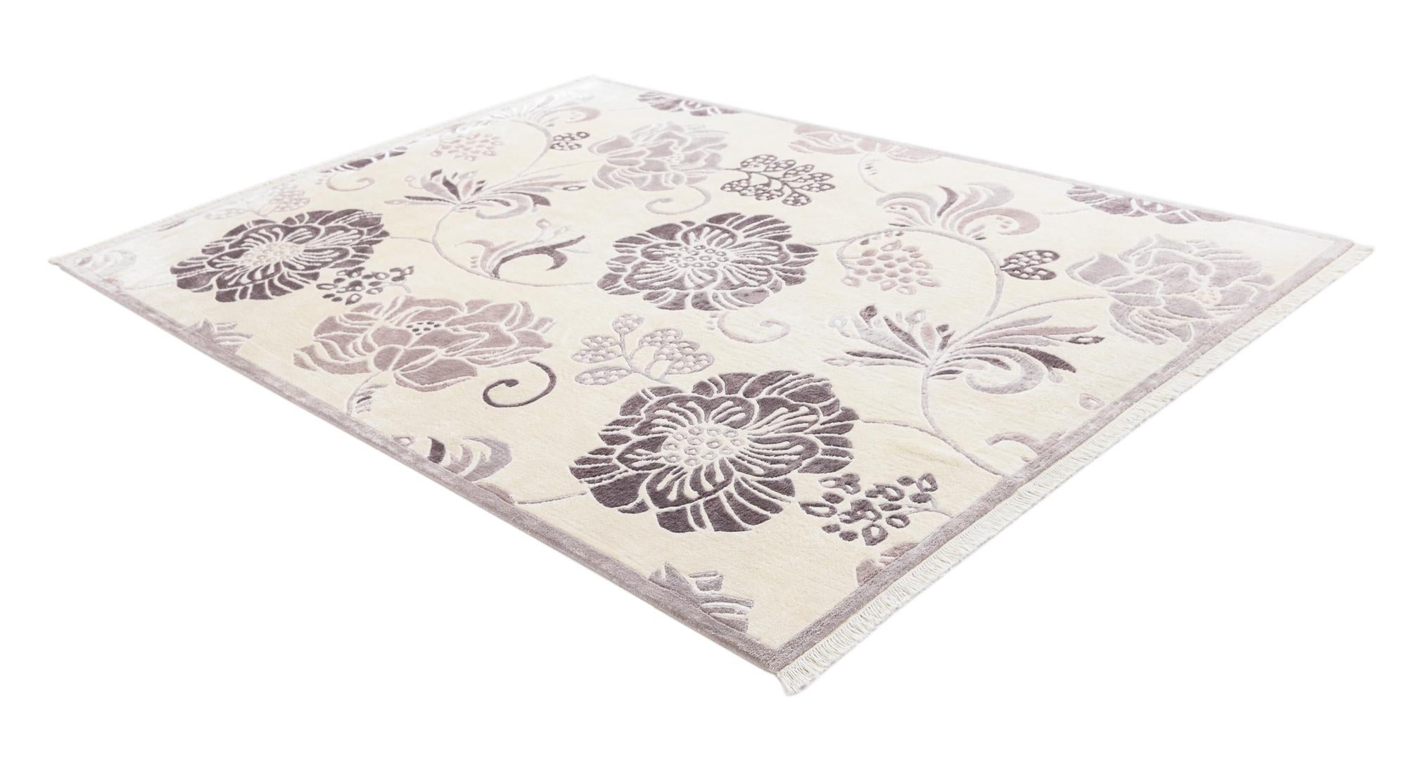 5' 9 x 7' 10 Hand Knotted Darya Wool Rug