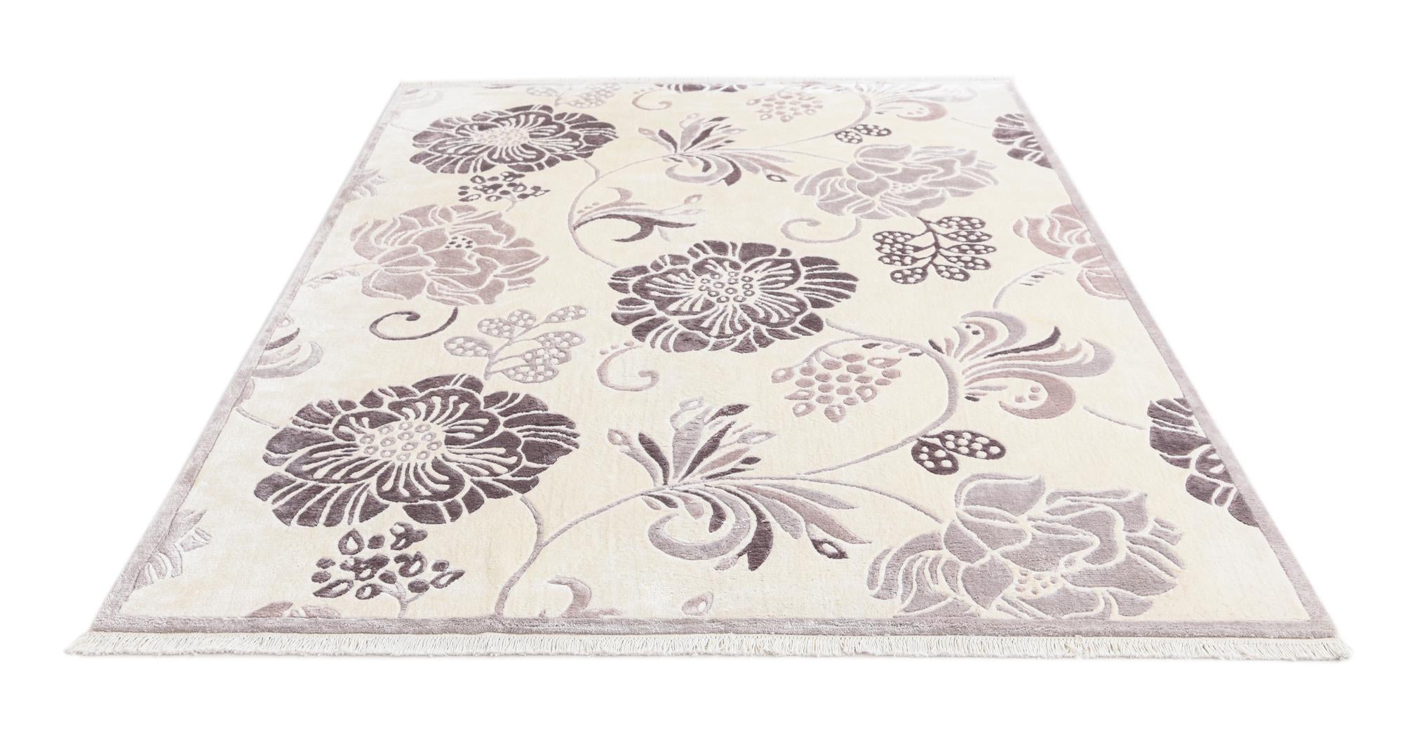 5' 9 x 7' 10 Hand Knotted Darya Wool Rug