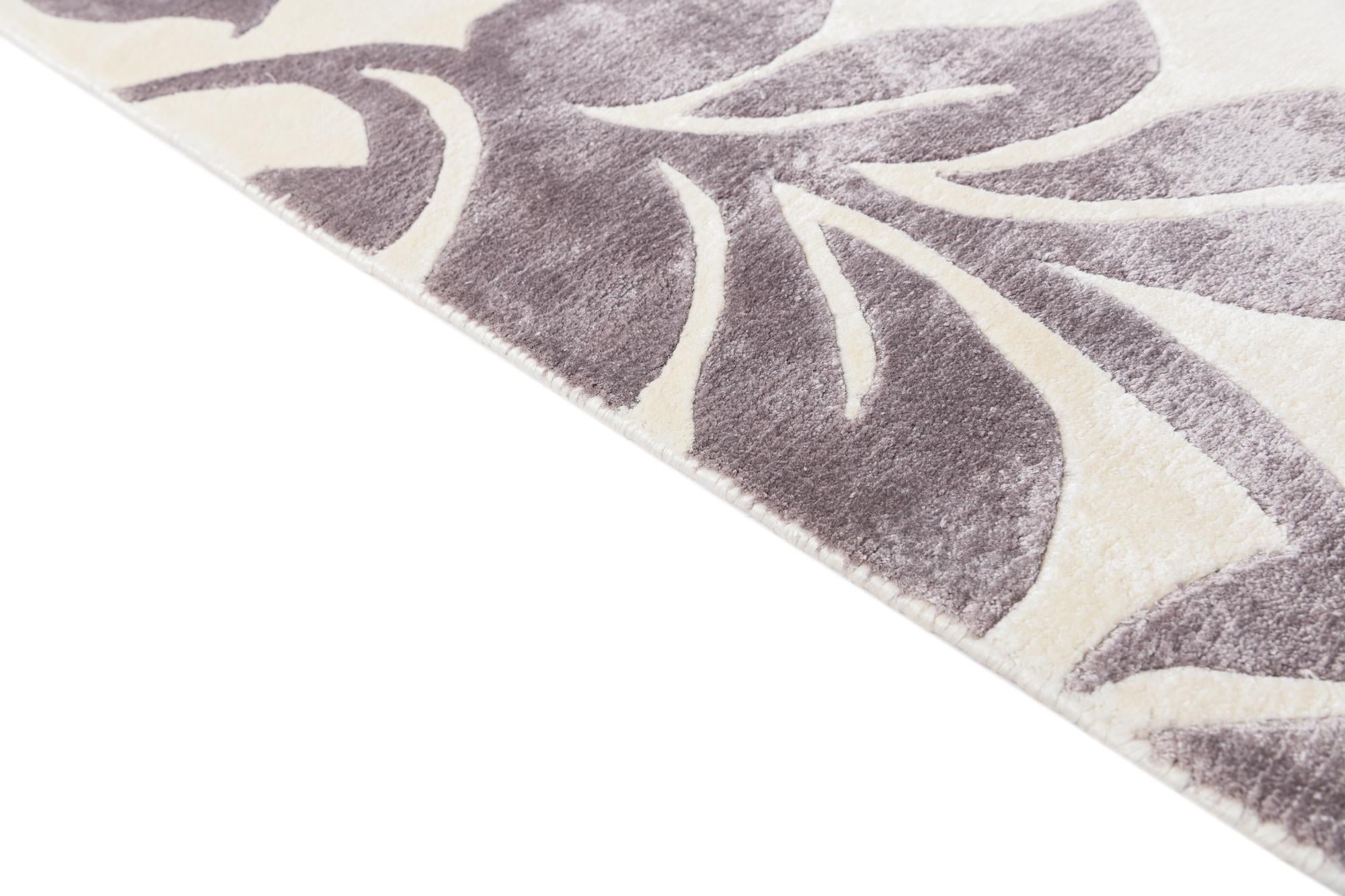5' 5 x 7' 10 Hand Knotted Darya Wool Rug