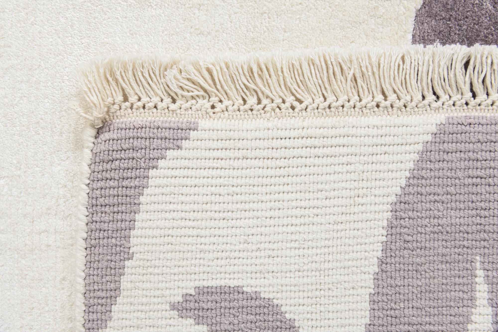 5' 5 x 7' 10 Hand Knotted Darya Wool Rug