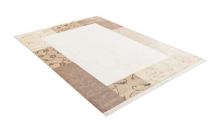 4' 7 x 6' 7 Hand Knotted Darya Wool Rug