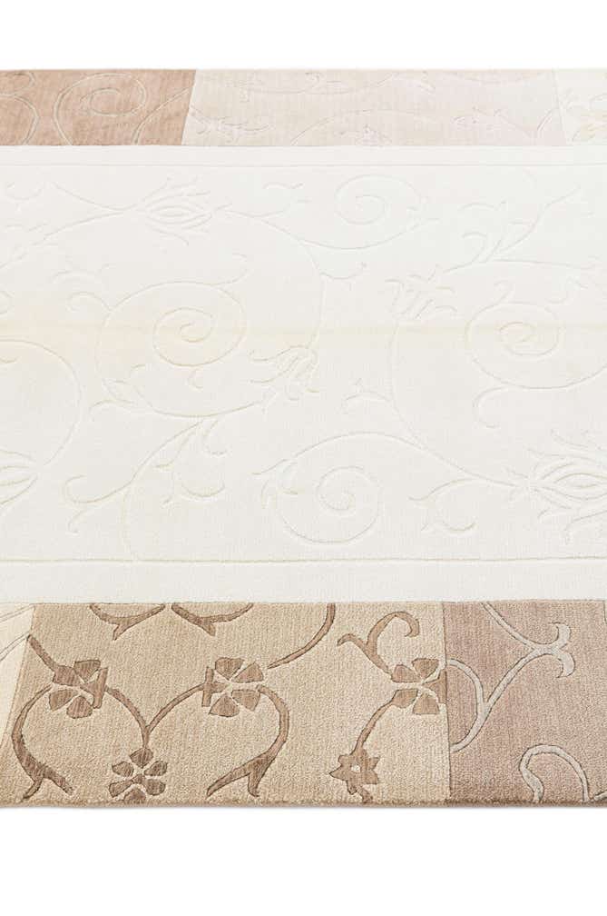 4' 7 x 6' 7 Hand Knotted Darya Wool Rug