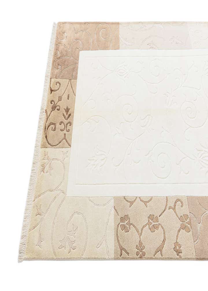 4' 7 x 6' 8 Hand Knotted Darya Wool Rug