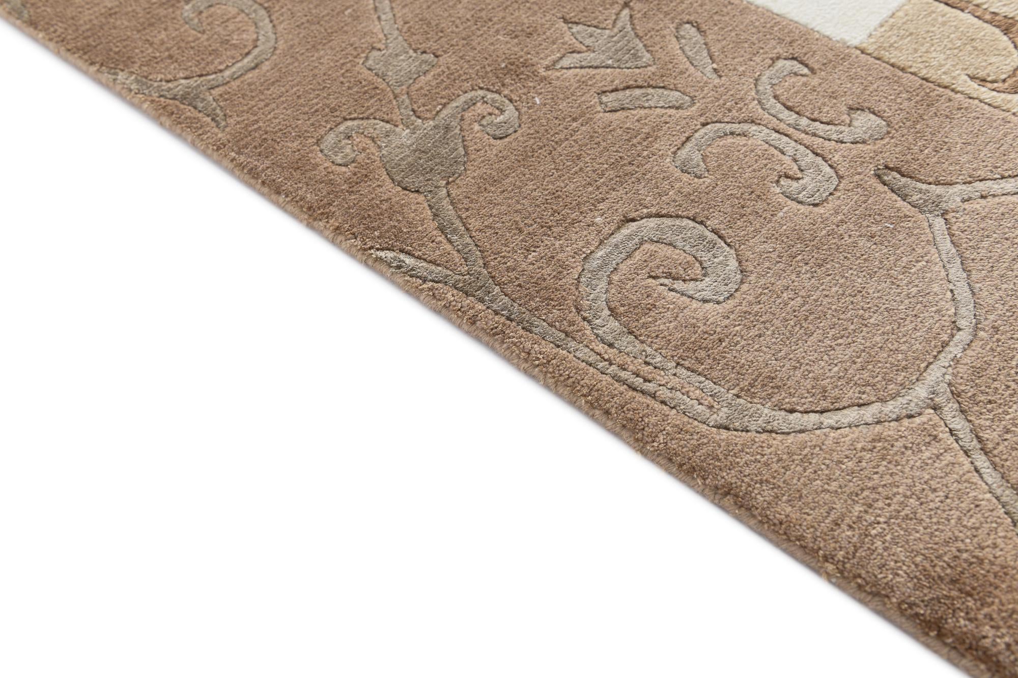 4' 7 x 6' 8 Hand Knotted Darya Wool Rug