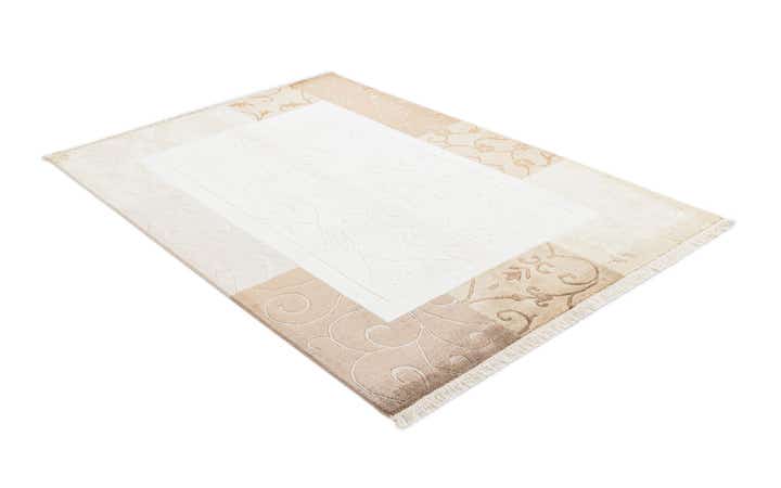4' 7 x 6' 8 Hand Knotted Darya Wool Rug