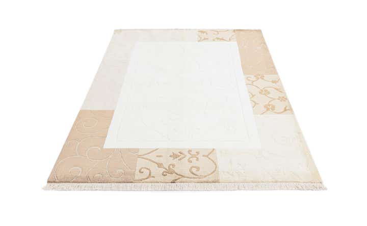 4' 7 x 6' 8 Hand Knotted Darya Wool Rug