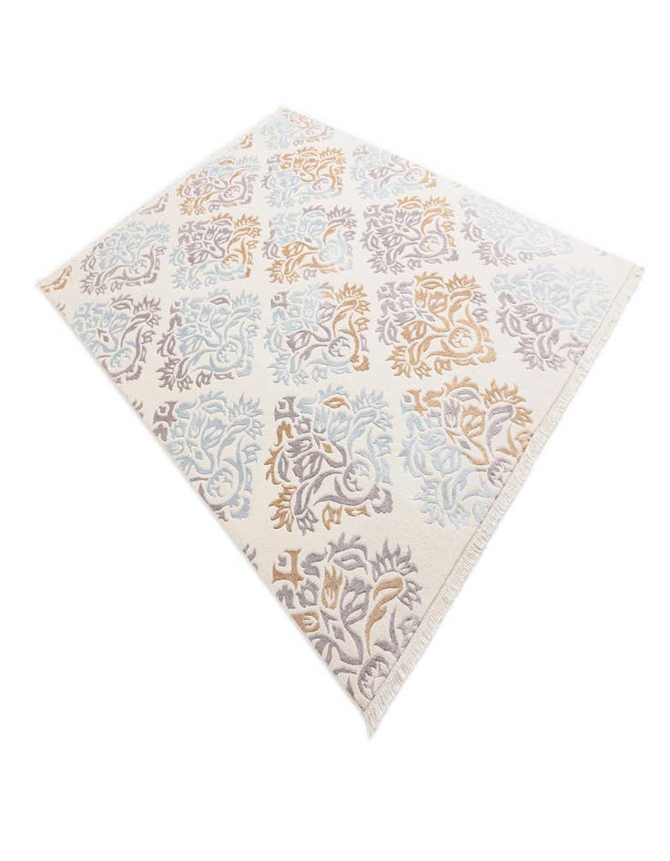 Detail image of 6' 11 x 9' 4  Hand Knotted Darya Rug