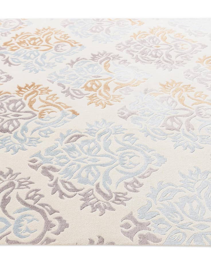 Detail image of 6' 11 x 9' 4  Hand Knotted Darya Rug