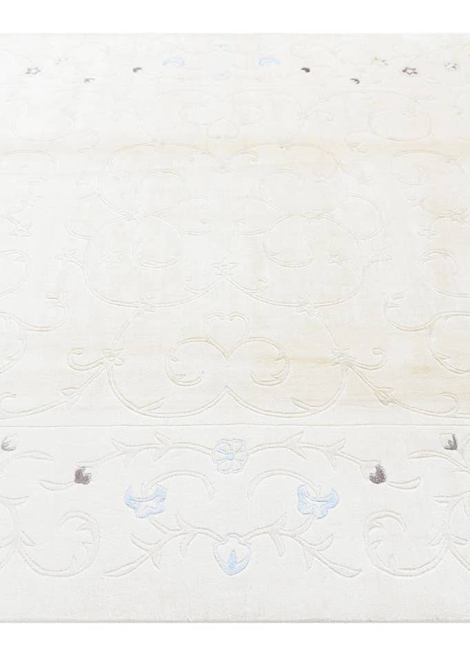 Detail image of 6' 7 x 9' 9 Hand Knotted Darya Rug