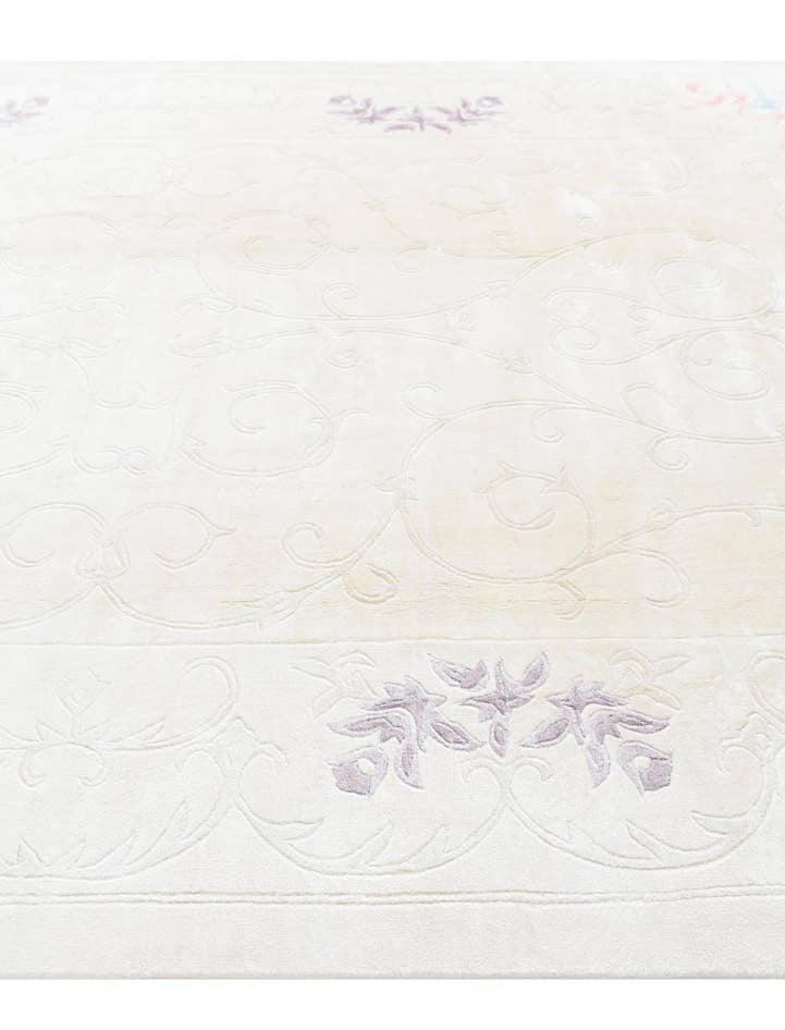Detail image of 6' 7 x 9' 8 Hand Knotted Darya Rug