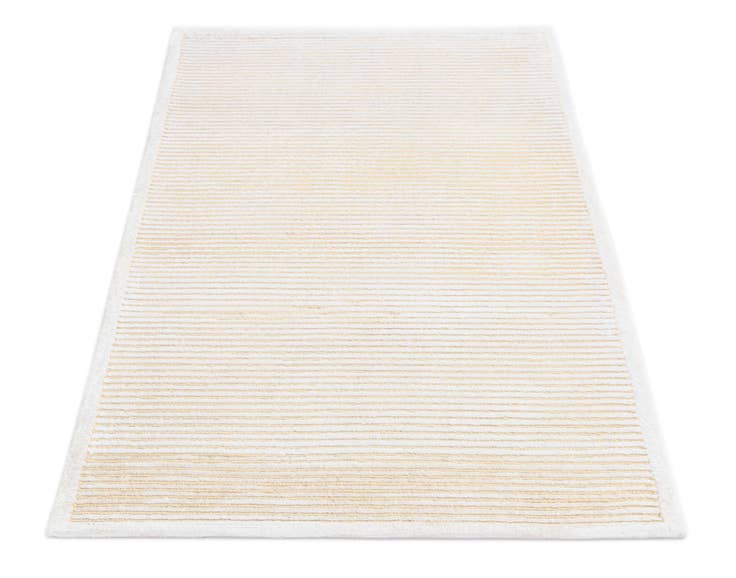 Detail image of 2' 11 x 4' 9 Hand Knotted Darya Wool Rug