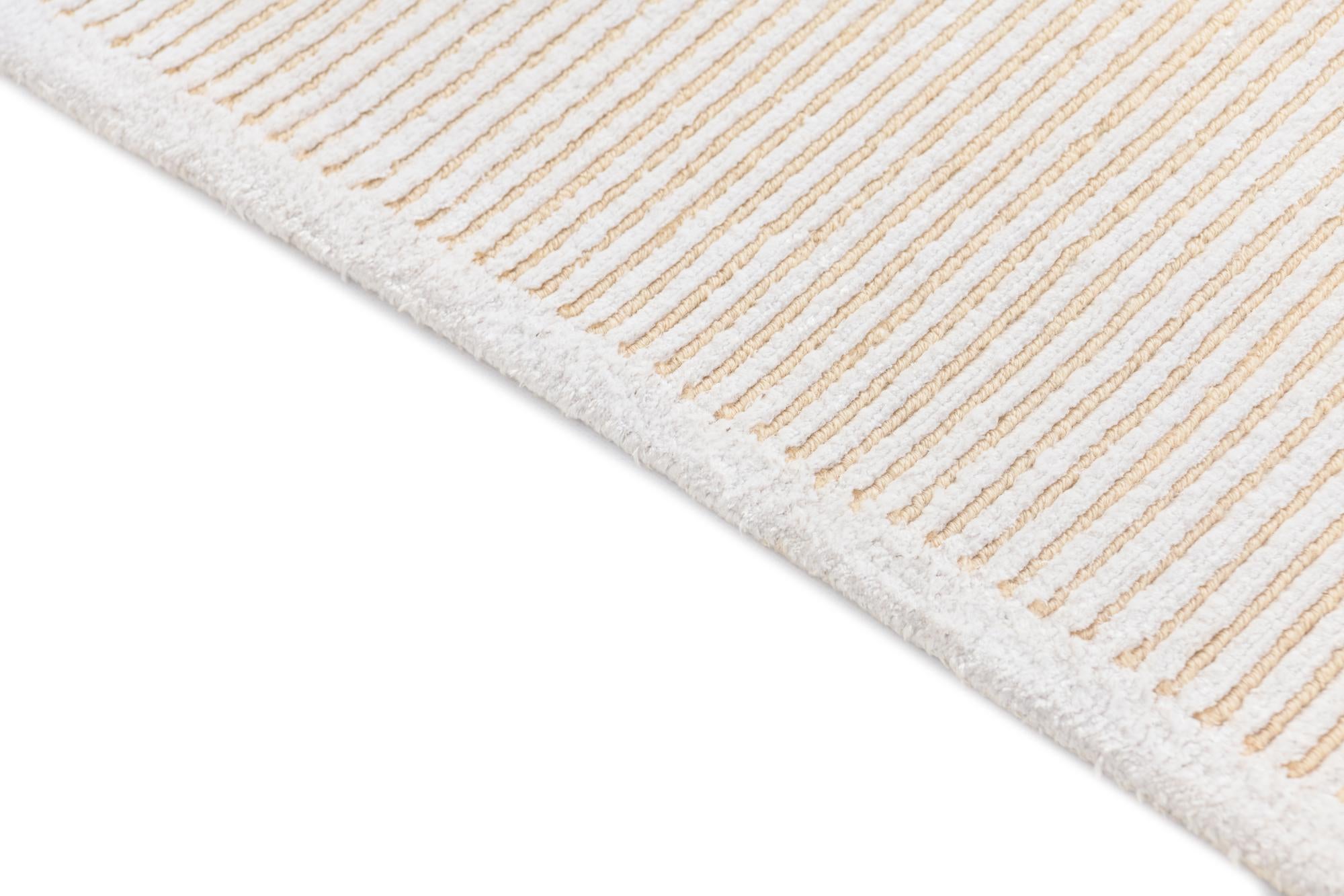 2' 11 x 4' 9 Hand Knotted Darya Wool Rug