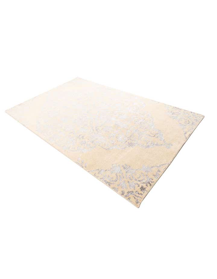 5' x 8' Hand Knotted Darya Rug