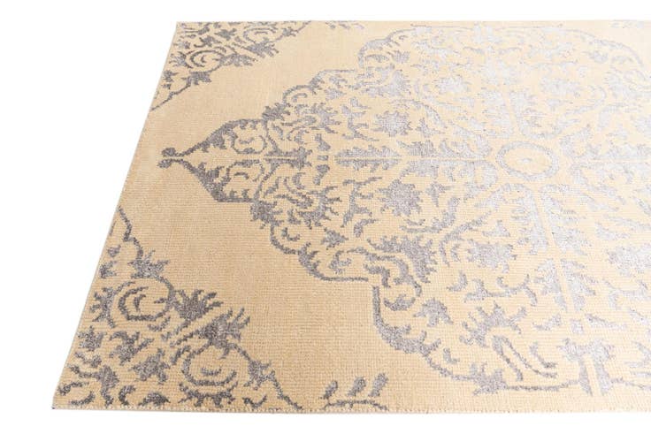 Detail image of 5' x 8' Hand Knotted Darya Rug
