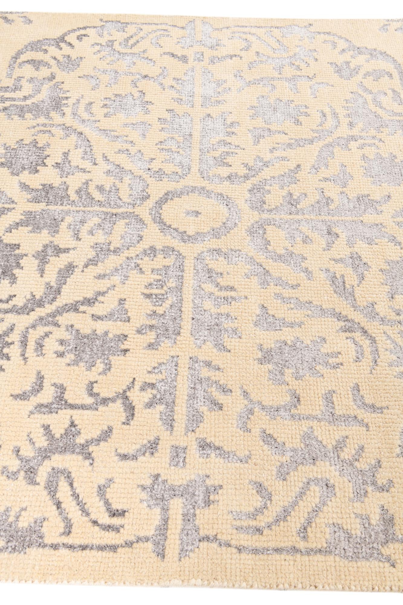 5' x 8' Hand Knotted Darya Rug