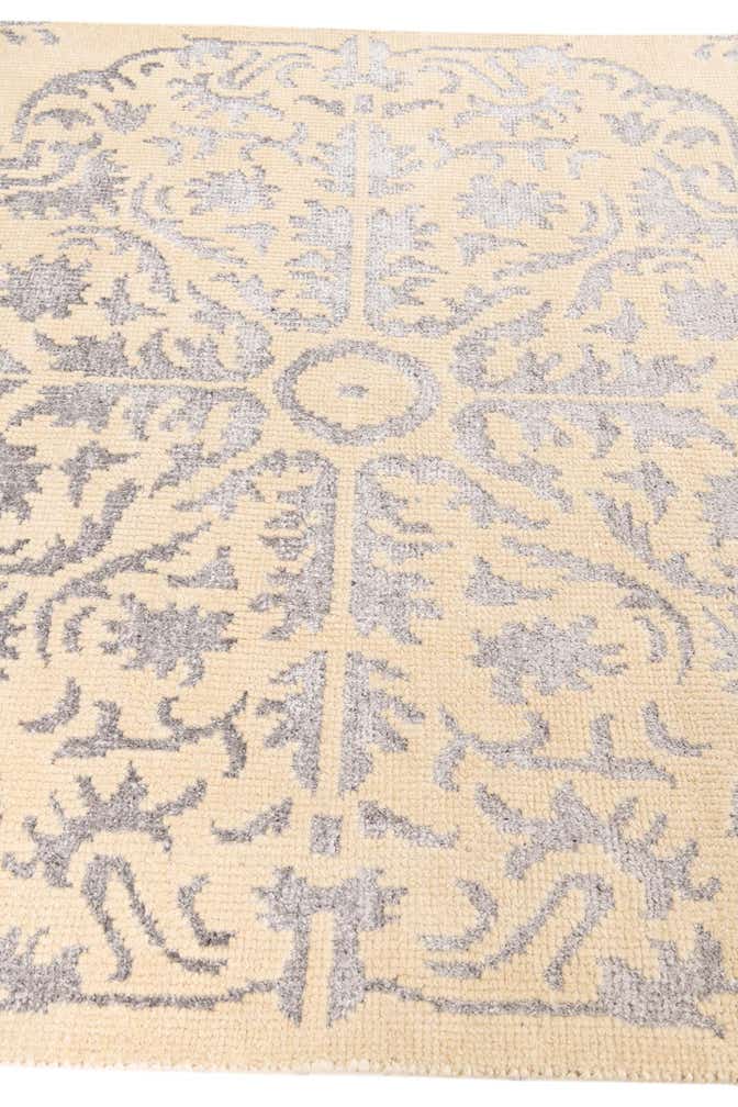 5' x 8' Hand Knotted Darya Rug