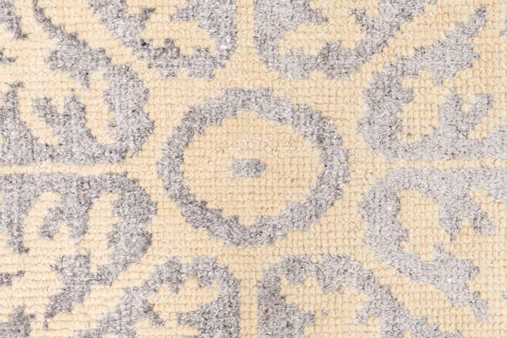 5' x 8' Hand Knotted Darya Rug
