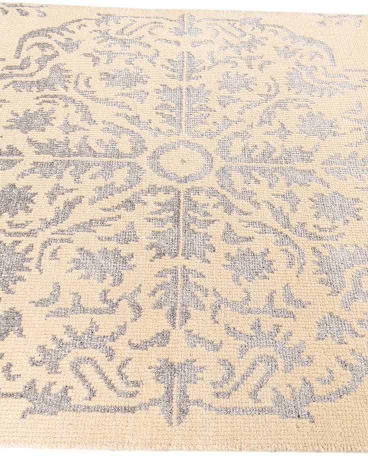 Detail image of 5' x 8' Hand Knotted Darya Rug