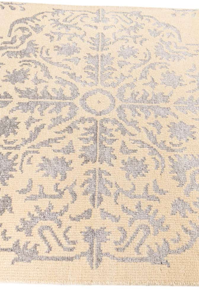 5' x 8' Hand Knotted Darya Rug