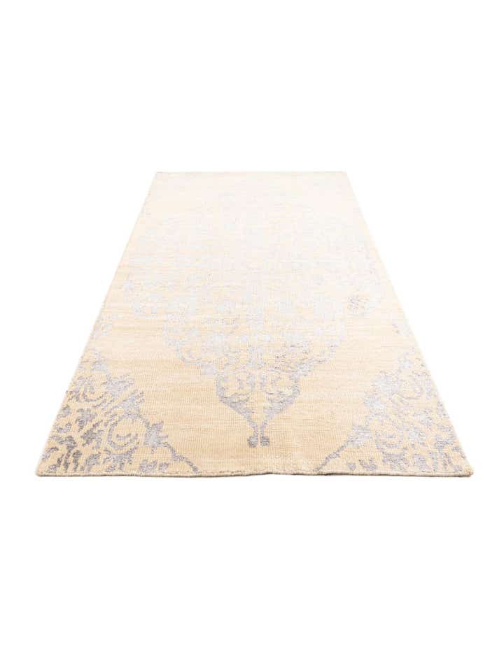 5' x 8' Hand Knotted Darya Rug