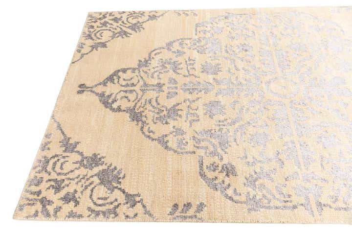 5' x 8' Hand Knotted Darya Rug