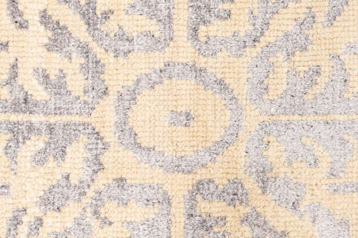 5' x 8' Hand Knotted Darya Rug